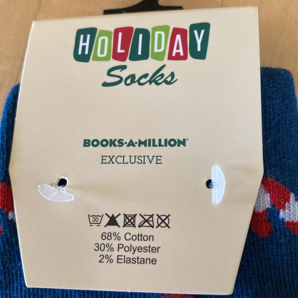 Holiday Socks-Raccoon - Picture 4 of 5